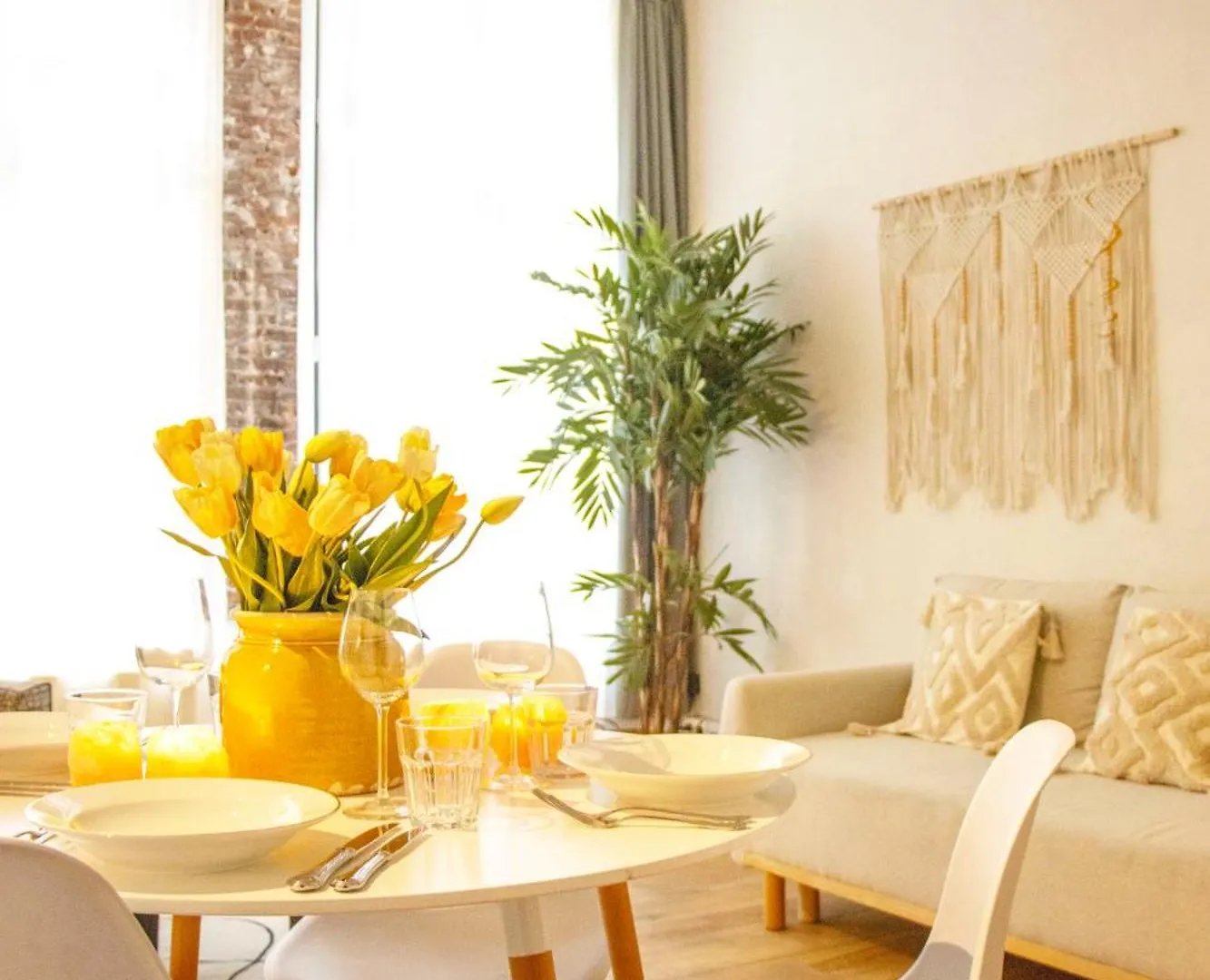 Gigi Home'S Antwerpen 0*,  Belgien
